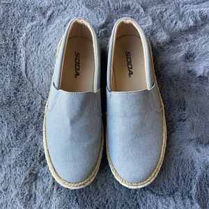Soda shoes size 7